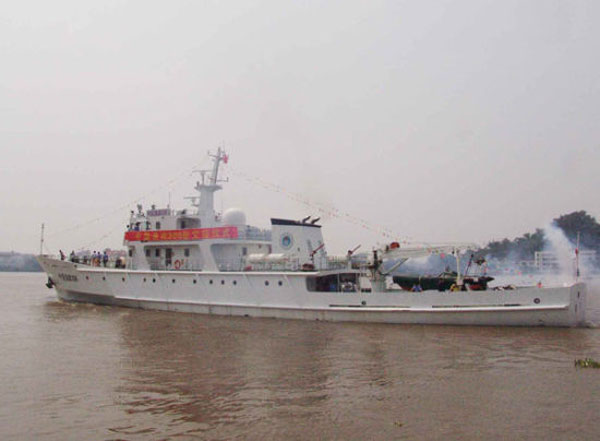 China Yuzheng 306 leaves port in Guangzhou, South China's Guangdong province, for the Xisha Islands on Sept 2, 2011. [Photo/Xinhua] 