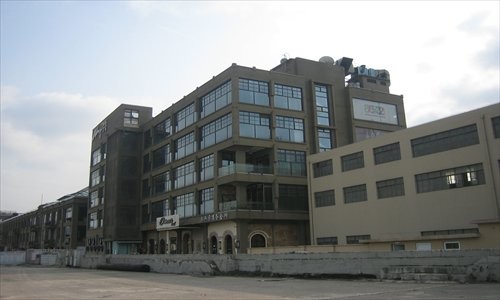 The group of warehouses sit along Waimalu Road. Photo: Li Yuting/GT