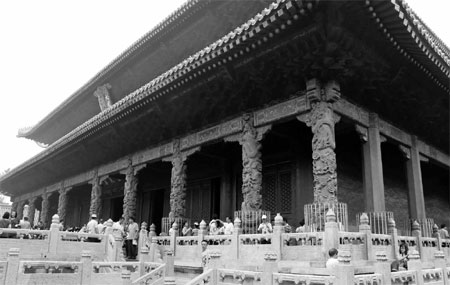 The Confucius Temple in Qufu, Shandong province, attracts a steady flow of tourists every day. (Photos by Wang Qian / China Daily)