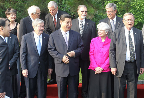 ice-President Xi Jinping received an American delegation led by Iowa Governor Terry Branstad at Diaoyutai State Guesthouse on Sunday. Feng Yongbin / China Daily