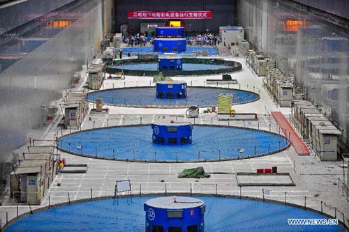 Photo taken on July 4, 2012 shows the interior scene of the Three Gorges' underground power station in Yichang, central China's Hubei Province.[Xinhua]