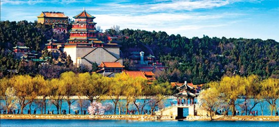 Summer Palace in early spring. Dominated by Longevity Hill and Kunming Lake, the park was an imperial garden and now is a popular tourist destination in Beijing. Diao Lisheng / For China Daily