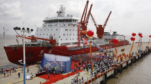 Chinese icebreaker Xuelong, after an 85-day scientific quest across the Arctic ocean, is harboured in east China's Shanghai Municipality, Sept. 27, 2012. Xuelong, or Snow Dragon, returned to its base in Shanghai on Thursday after wrapping up the country