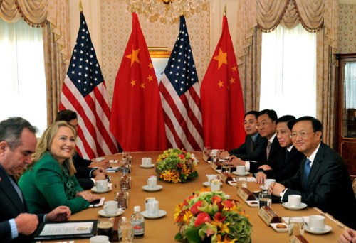 Chinese Foreign Minister Yang Jiechi (R) meets with U.S. Secretary of State Hillary Clinton on the sidelines of the 67th session of the UN General Assembly in New York, the United States, Sept. 27, 2012. (Xinhua/Wang Lei)