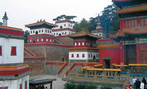 The Outer Temples in Chengde are known for their fine examples of ancient monastic architecture. Bao Xinguo / China Daily