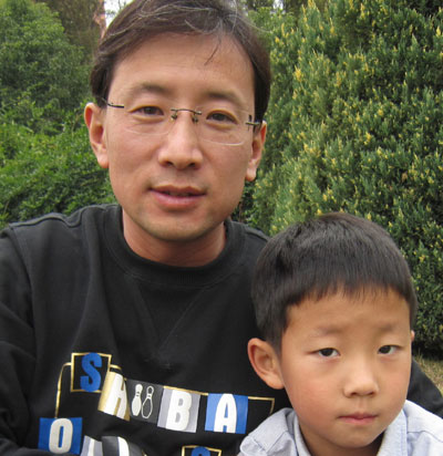 Wang Shaoyan has caused controversy and attracted public criticism with his parenting of his 4-year-old son Wang Dingsen. YANG JIAFENG / FOR CHINA DAILY