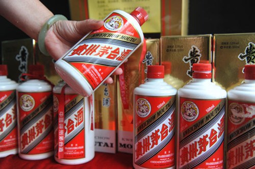 Bottles of Moutai at a shop in Qionghai, Hainan province, in September. Camus Cognac and China Kweichow Moutai Distillery Co set up a partnership in 2005 to market the liquor globally as more Chinese brands are becoming internationalized. Meng Zhongde /Fo