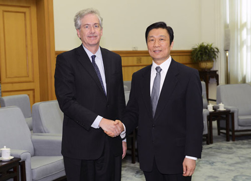 Chinese Vice-President Li Yuanchao meets with US Deputy Secretary of State William Burns on Thursday in Beijing. Burns on Thursday also met State Councilor Yang Jiechi, who is in charge of foreign affairs. Liu Zhen / for China Daily