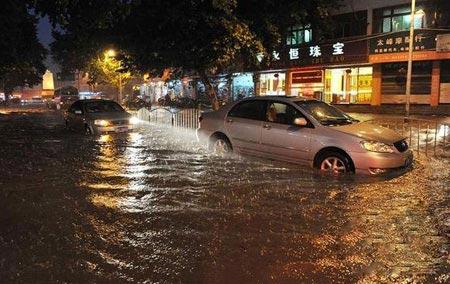 Heavy rainstorms continue to lash southern China, killing at least 55 people, and causing secondary disasters in provinces like Guangdong and Guangxi.