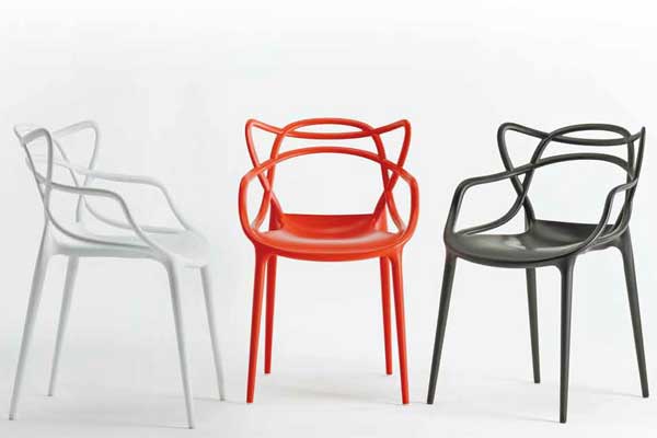 Kartell introduces its ultramodern furniture, such as the Masters Chair and Bourgie Lamp, to the Chinese market.