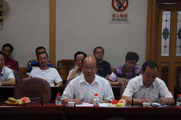 Zhao De'an, president of Northwest University for Nationalities, speaks at a media session at the university in Lanzhou, Gansu province, August 2. [Photo provided to chinadaily.com.cn]