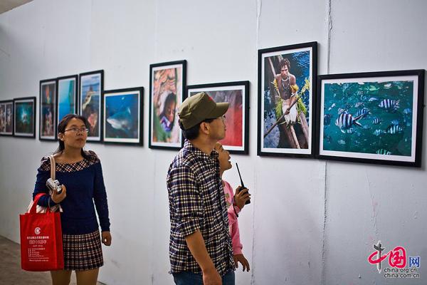 The 13th Pingyao International Photography Festival has opened in north China's Shanxi province.