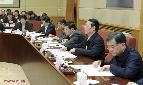 Chinese vice premier Zhang Gaoli attends the seventh meeting of the south-to-north water diversion project's construction committee in Beijing, capital of China, Nov. 18, 2013. (Xinhua/Zhang Duo)