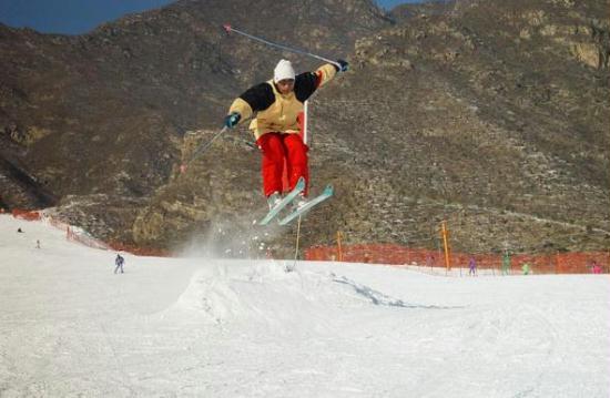 Skiing gains speed in China