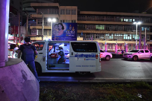 Rescuers work at the site of an explosion in downtown Bangkok, capital of Thailand, on Aug. 17, 2015. At least 15 people were killed and more than 80 others injured in an explosion in downtown Bangkok on Monday night, according to local media. (Photo: Xinhua/Li Mangmang)