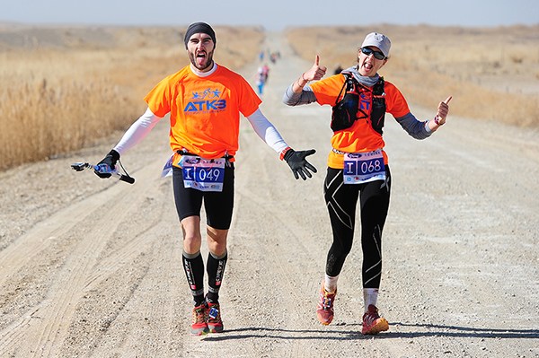 ompetitors at the gobi Gobi ultra-marathon in Jiuquan, Gansu province on Nov 8, 2015. (Photo/chinadaily.com.cn)