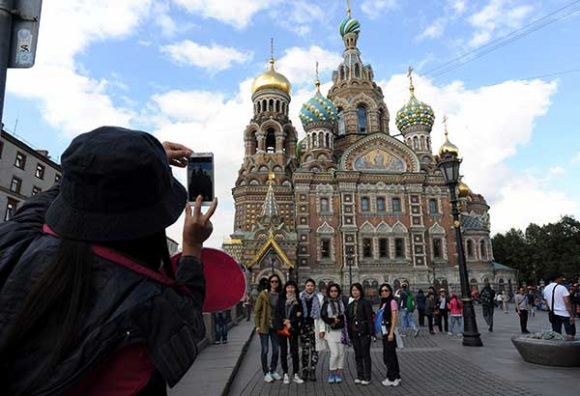 Relaxed visa policies for Chinese and other reasons have steered more Chinese traveling the world to Russia. (Photo provided to China Daily)