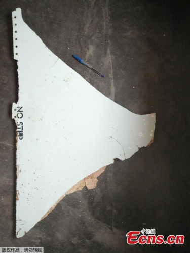 Possible debris from missing Malaysia Airlines Flight MH370 has been found off Mozambique on a sandbank in the Mozambique Channel  the body of water between Mozambique in eastern Africa and Madagascar. (Photo provided to China News Service)