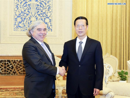 Chinese Vice Premier Zhang Gaoli (R) meets with U.S. Secretary of Energy Ernest Moniz in Beijing, capital of China, March 16, 2016. (Xinhua/Ding Lin)