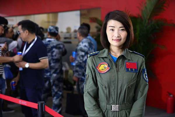 Yu Xu, one of the female pilots that flew the J-10 fighter aircraft in the China International Aviation and Aerospace Exhibition (Airshow China) on November 1, 2016. (Photo/CRI)