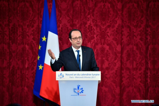 French President Francois Hollande delivers a speech to the Asian community during a Lunar New Year reception held at Elysee Palace in Paris, France, on Feb. 8, 2017. (Xinhua/Chen Yichen) 