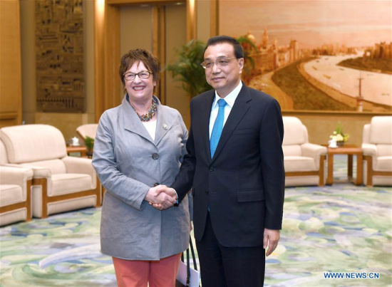 Chinese Premier Li Keqiang (R) meets with representative of German Chancellor Angela Merkel, Minister of Economic Affairs Brigitte Zypries, who is in Beijing for the Belt and Road Forum (BRF) for International Cooperation, in Beijing, capital of China, May 15, 2017. (Xinhua/Zhang Duo)