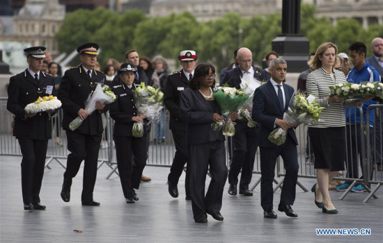 London Mayor Sadiq Khan (2nd R, front) attends a mourning for the victims of the London Bridge attack in London, Britain, on June 5, 2017. The London Bridge attack occured on Saturday claimed seven lives and injured 48 others. (Xinhua)