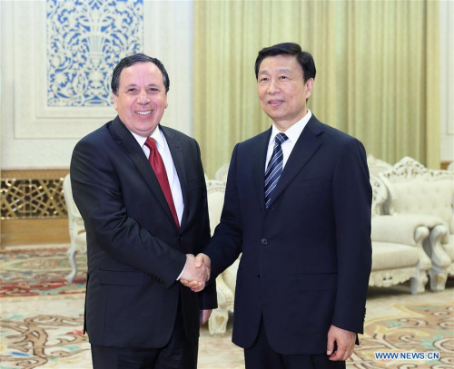 Chinese Vice President Li Yuanchao meets with visiting Tunisian Foreign Minister Khemaies Jhinaoui in Beijing, capital of China, July 20, 2017. (Xinhua/Wang Ye)