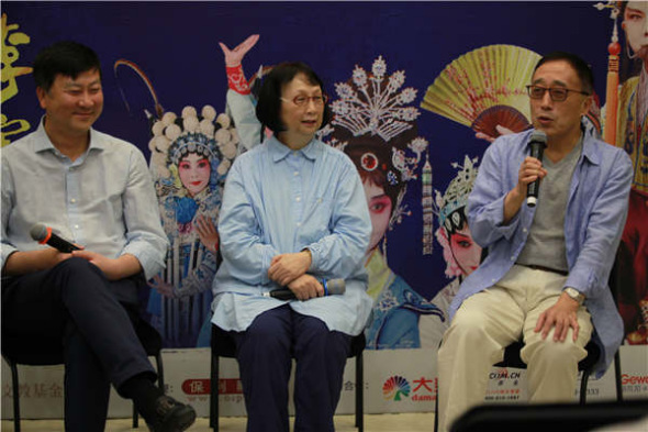 From right: Li with Vivien Koo Huai-chun, CEO of the Taipei-based C.F. Koo Foundation, and Guo Wenpeng, CEO of Poly Theater Management Co Ltd, at a promotional event in Beijing. (Photo provided to China Daily)