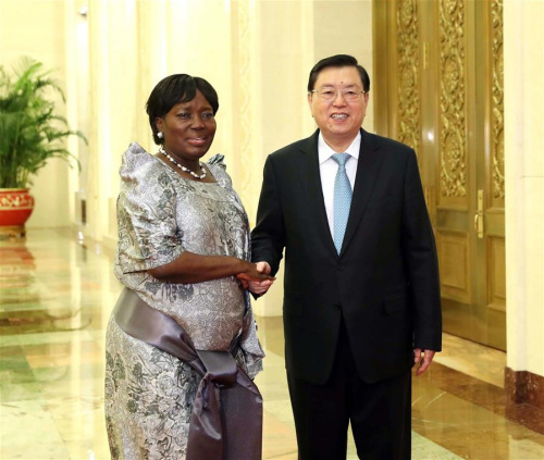 Zhang Dejiang, chairman of the Standing Committee of the National People's Congress(NPC), holds talks with Ugandan Speaker of Parliament Rebecca Kadaga in Beijing, capital of China, Aug. 24, 2017. (Xinhua/Liu Weibing)