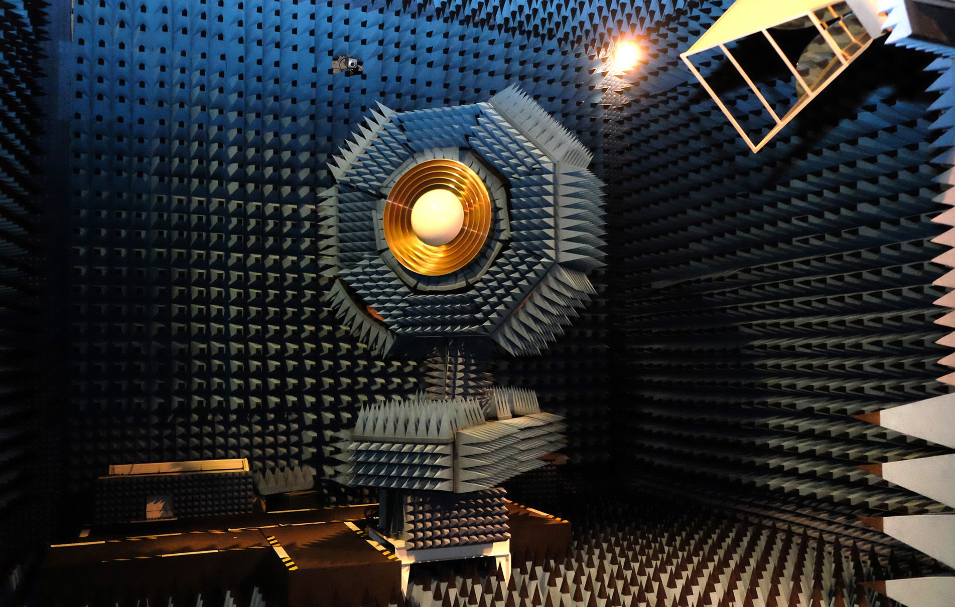 'Bionic ear' enables Australia's Parkes telescope to hear more of universe