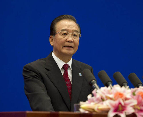 Chinese Premier Wen Jiabao addresses the second China-Eurasia Economic Development and Cooperation Forum and the opening ceremony of the second China-Eurasia Expo in Urumqi, northwest China's Xinjiang Uygur Autonomous Region, Sept. 2, 2012. (Xinhua/Li Xue