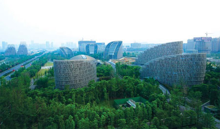 As a center for modern services in the region, the city is home to the Chengdu Financial Headquarters Business District.(Source: China Daily)