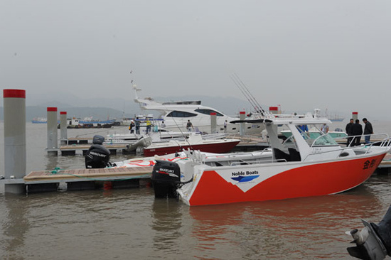 A fishing yacht in Ningbo, Zhejiang province. By the end of 2010, there were 1,500 yachts in China, compared with 15,747,300 in the United States by the end of 2008, according to a report released by the China Cruise and Yacht Industry Association. (Photo provided to China Daily)