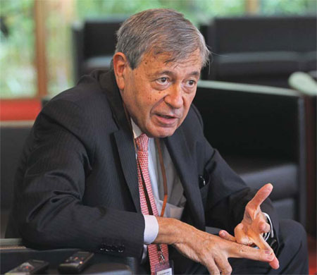 Pedro Nueno says there are many options in China for banking reform and regulators can take the best model available. [Photo/China Daily] 