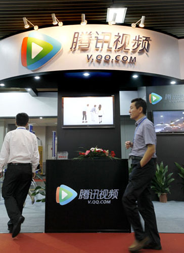 Tencent Holdings Ltds online video booth at the 4th ChinaInternational Copyright Expo in Beijing in June. [Photo/China Daily]