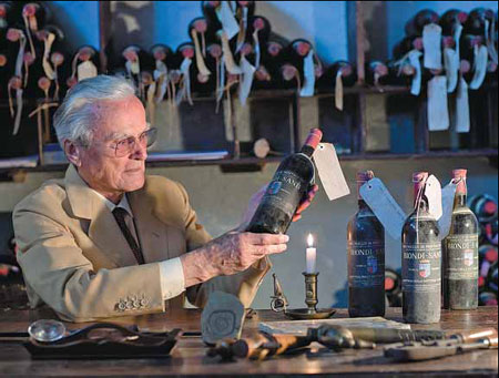 Franco Biondi-Santi (1922-2013), grandson of the first Biondi-Santi vineyard owner Ferruccio Biondi-Santi, maintained the family traditions. Photos Provided to China Daily