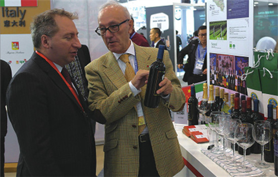 Italian delegates and wine exhibitors are optimistic with their products' future in the emerging western Chinese market with Chengdu as its hub. (Photo/China Daily)