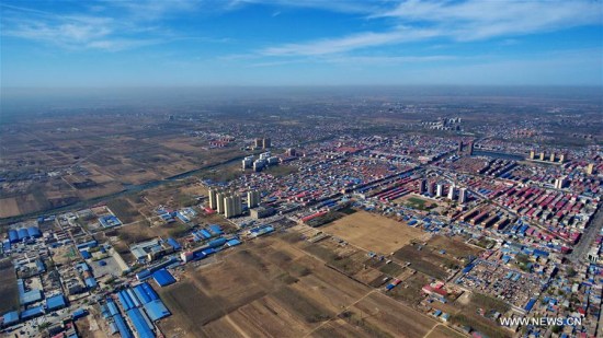 Aerial photo taken on March 31, 2017 shows Baiyangdian, north China's largest freshwater wetland, in Anxin County, north China's Hebei Province. (Xinhua/Yang Shiyao)