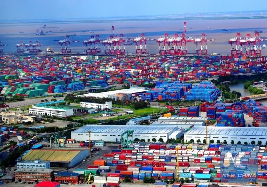 Photo taken on Sept. 29, 2013 shows a general view of the Waigaoqiao Bonded Area of theChina (Shanghai) Pilot Free Trade Zone in Shanghai, east China. (Xinhua/Chen Fei)