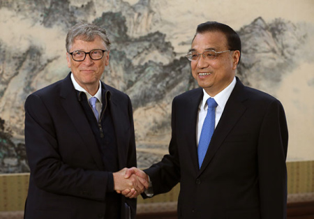 Premier Li Keqiang meets with Bill Gates, Microsoft founder and chairman of TerraPower, in the Zhongnanhai compound in Beijing on Friday. (Photo/China Daily)