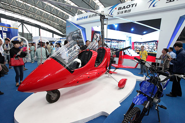 A rotorcraft made by Baoti Group at an exhibition in Baoji, Shaanxi province. The central government has put forward a series of policies to promote civil-military integration in recent years. (Zhao Zhao/China Daily)