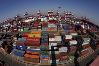 China's foreign trade to continue stabilizing in 2018: MOC