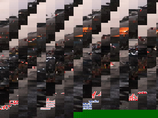The leaking truck on the BeijingCHong KongCMacau Expressway