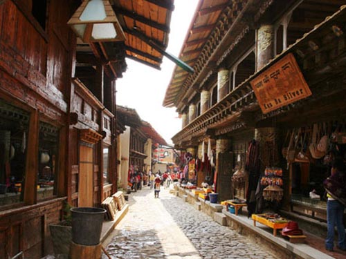 Dukezong is China's best preserved and largest site of Tibetan communal architecture, much favored by tourists.