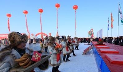 Winter fishing on the Chagan Lake in Jilin dates back more than 10,000 years. 