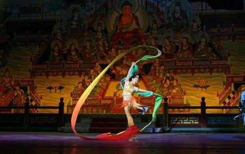 A Chinese classic musical Silk Road has stunned the audience at its New York premiere at the David H. Koch Theater. 