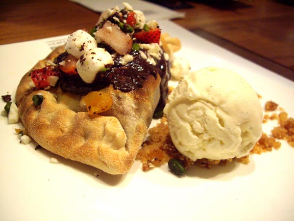 Rocky Road Calzone. (Photo source: China Daily) 