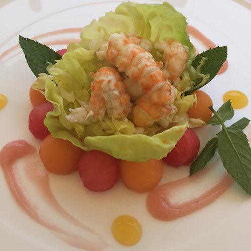 Fresh lobster salad. (Photo provided to China Daily)