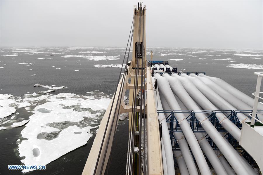 Photo taken on Aug. 20, 2018 shows the outdoor scene of Tian En vessel of China\'s COSCO Shipping Specialized Carriers Co., Ltd. during its journey among floating ices through the \